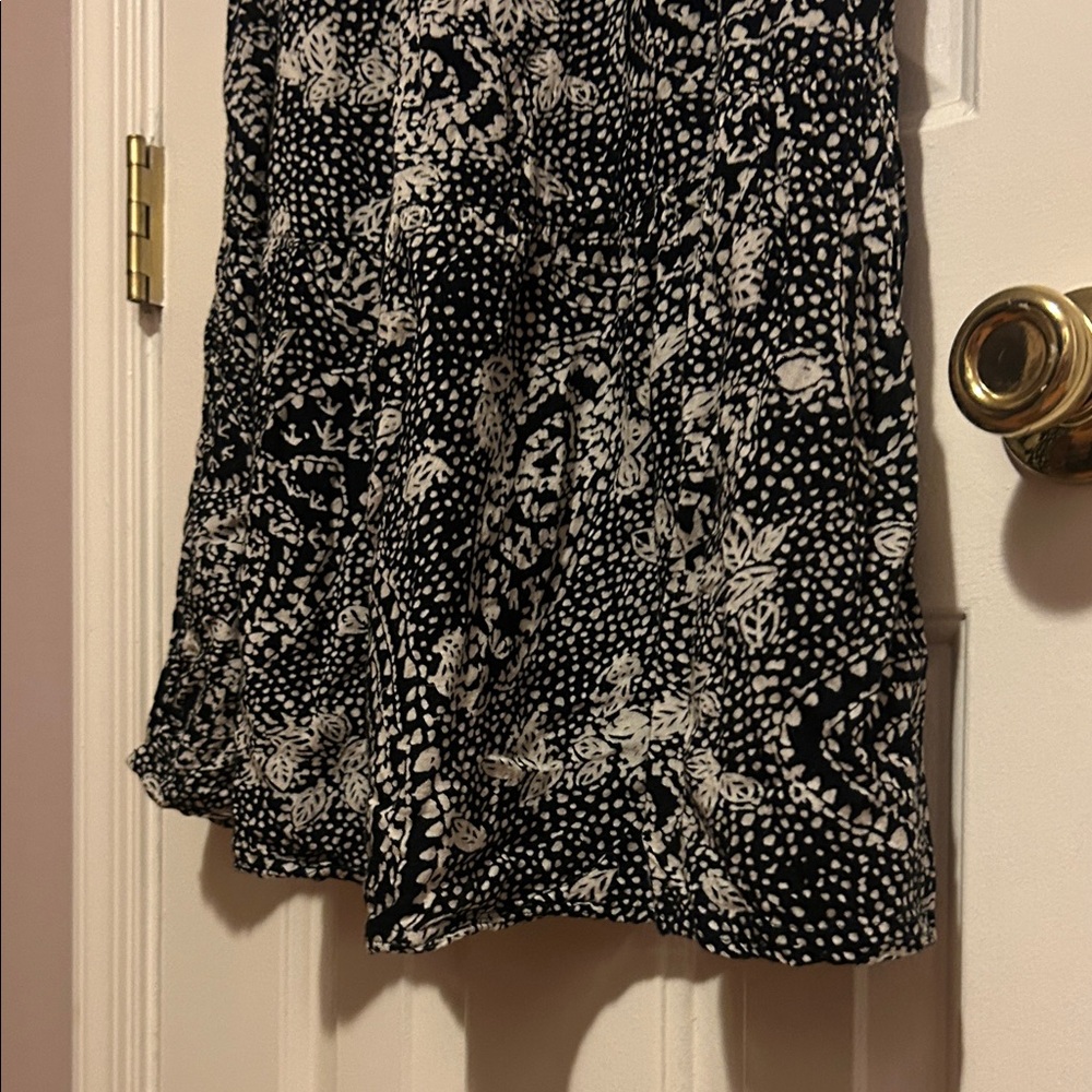 Roxy Black + White Patterned Maxi Skirt - Picture 5 of 6